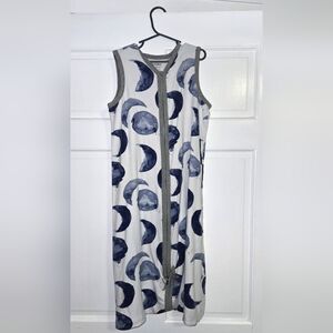 Sleeveless Blue and Gray Moon Pattern Dress